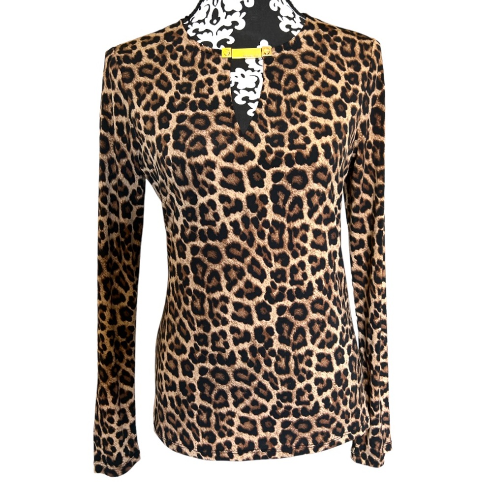 Michael Kors stretchy leopard pullover top w gold logo clasp NWOT